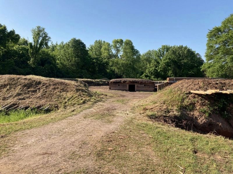 Southeast Redoubt. Click for full size. Southeast Redoubt image. Click for full size.