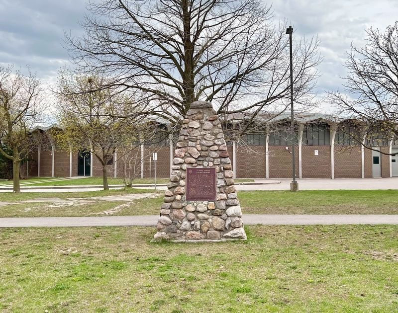 Dundas Street / La Rue Dundas Marker. Click for full size. Dundas Street / La Rue Dundas Marker image. Click for full size.
