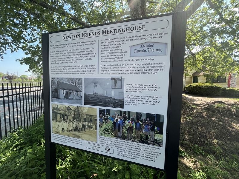 Newton Friends Meetinghouse Marker. Click for full size. Newton Friends Meetinghouse Marker image. Click for full size.