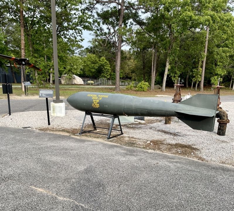 M118 General Purpose Bomb Marker image. Click for full size.
