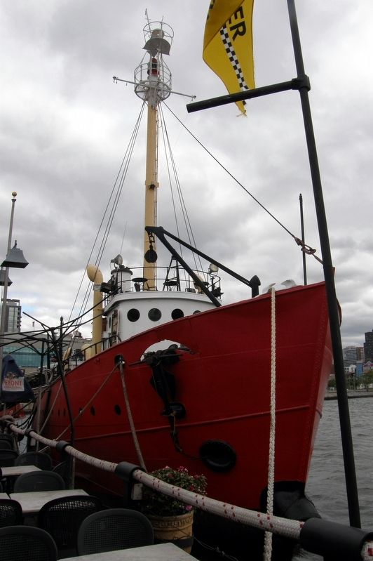 Lightship FRYING PAN, bow image. Click for full size.