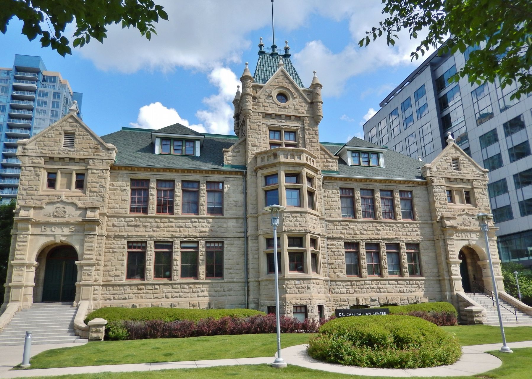 Central High School (<i>south/front elevation</i>). Click for full size. Central High School (<i>south/front elevation</i>) image. Click for full size.