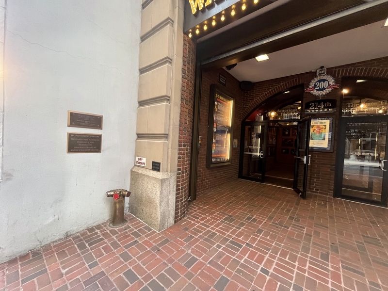 The Walnut Street Theatre Marker. Click for full size. The Walnut Street Theatre Marker image. Click for full size.