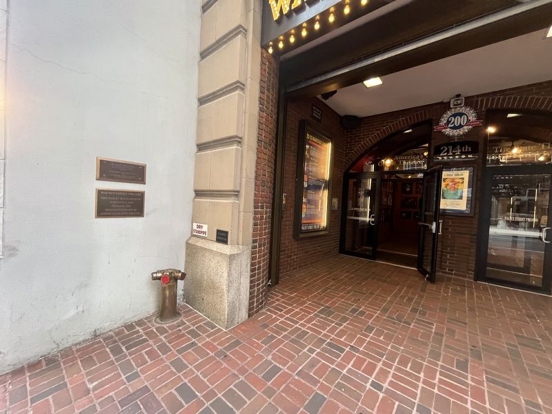 The Walnut Street Theatre Marker image. Click for full size.