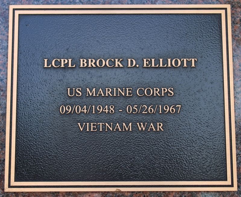 LCPL Brock D. Elliott image. Click for full size.