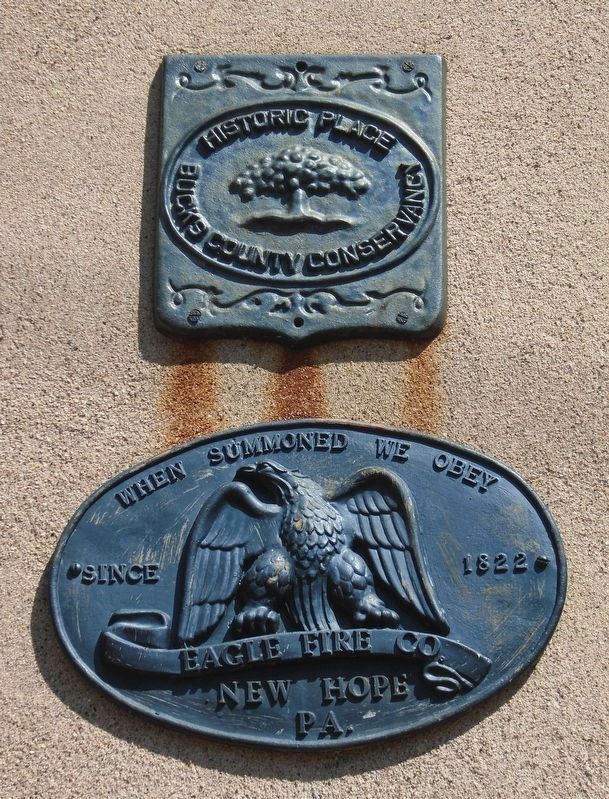 2 East Ferry Street Markers. Click for full size. 2 East Ferry Street Markers image. Click for full size.