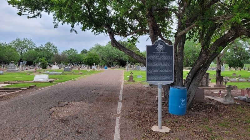 The Harlingen Cemetery and Marker image. Click for full size.