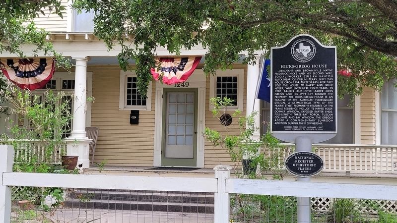 The front porch of the Hicks-Gregg House and Marker image. Click for full size.