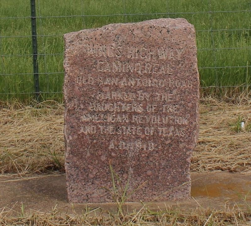 Kings Highway Camino Real � Old San Antonio Road Marker image. Click for full size.
