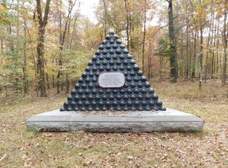 James Deshler Memorial Shell Monument image. Click for full size.