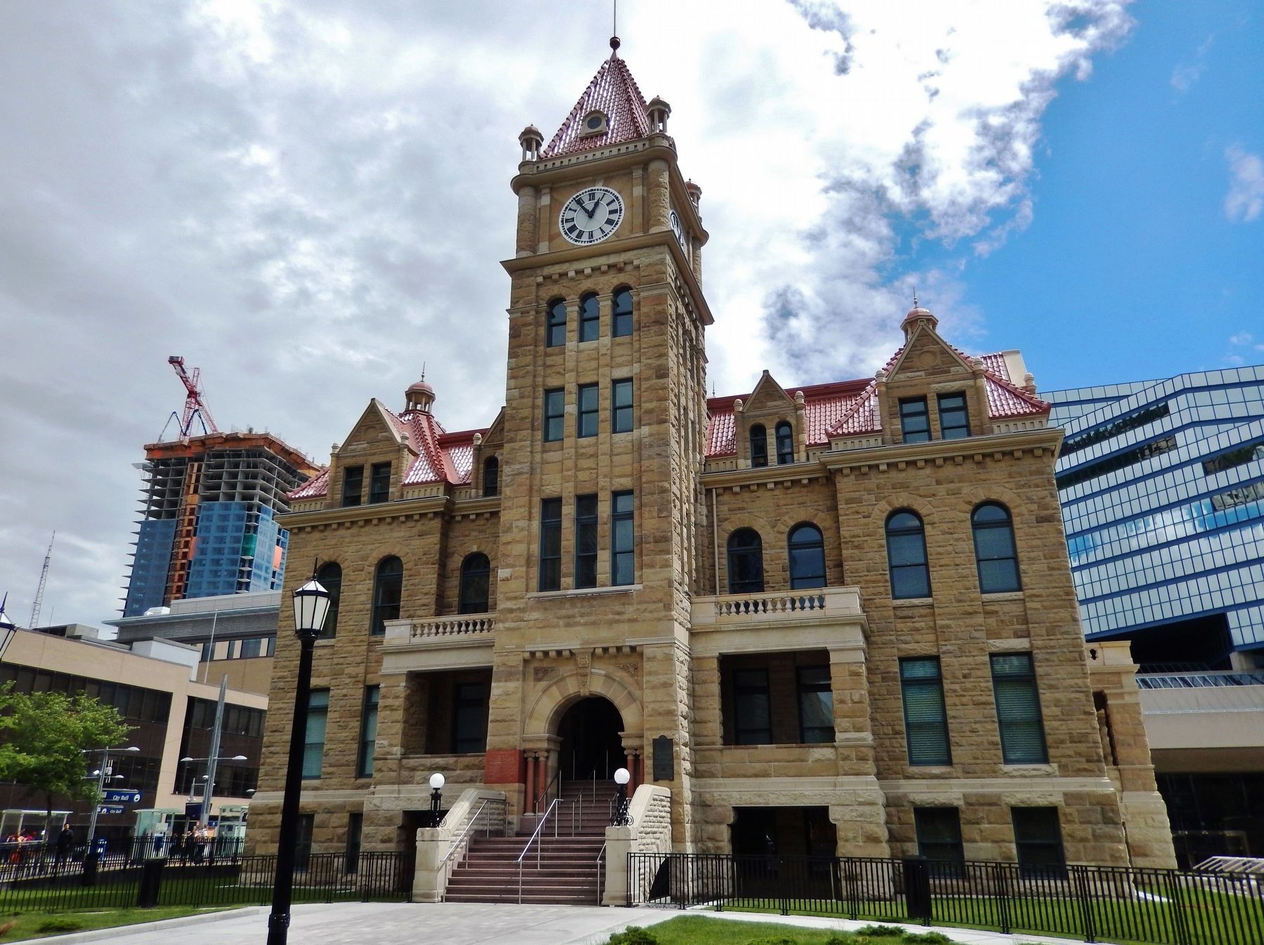Calgary City Hall (<i>west/front elevation</i>) image. Click for full size.