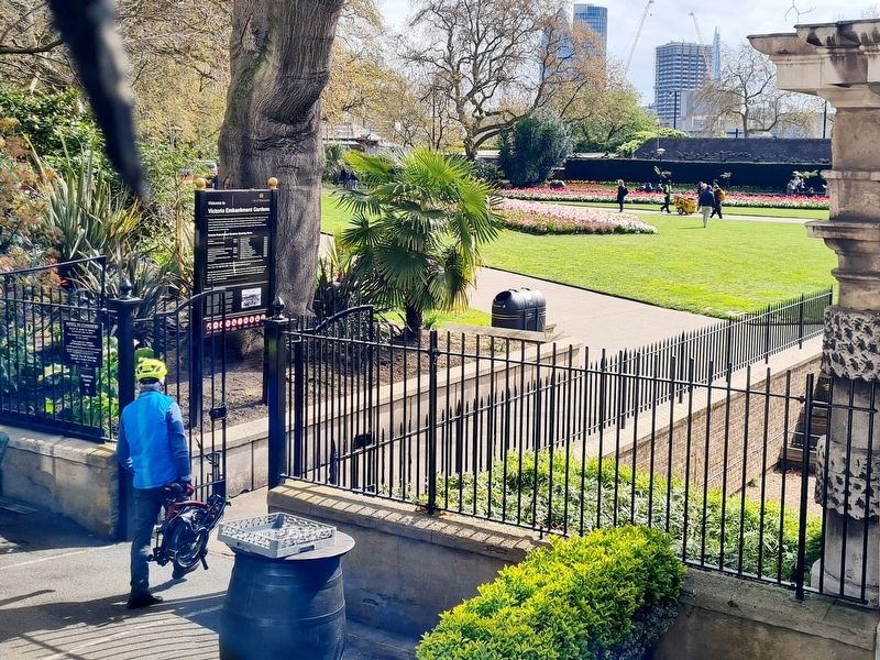 Victoria Embankment Gardens Marker image. Click for full size.
