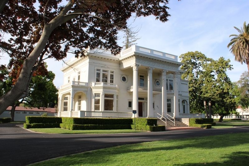 Superintendent's Residence & Marker image. Click for full size.