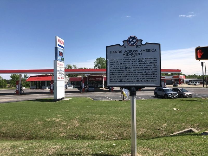 Hands Across America Mid-Point Marker image. Click for full size.