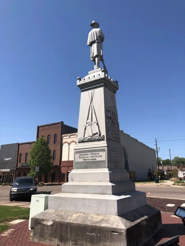 Dyer County Confederate Memorial (rear). Click for full size. Dyer County Confederate Memorial (rear) image. Click for full size.