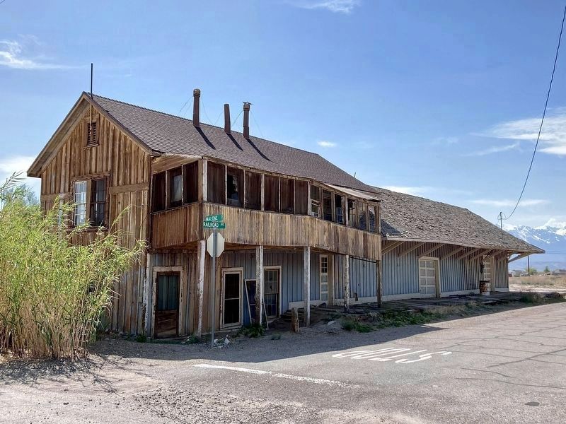 Carson & Colorado Railroad Depot in Keeler image. Click for full size.