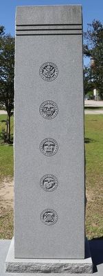 Lynchburg Veterans Memorial image. Click for full size.