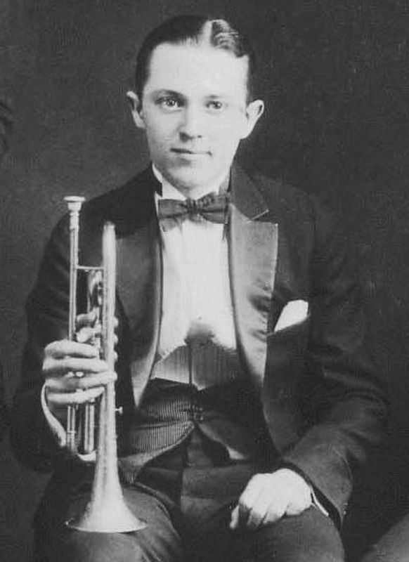 Leon Bismark "Bix" Beiderbecke (1903-1931) image. Click for full size.
