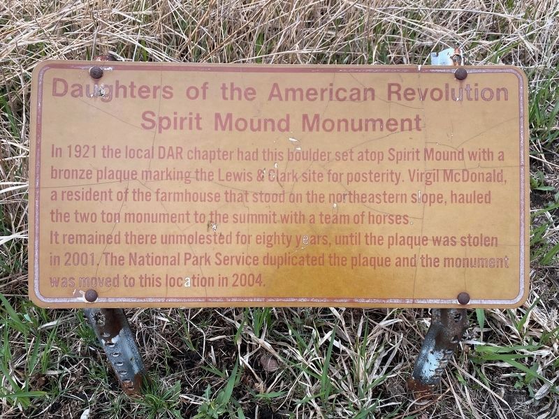 Daughters of the American Revolution Spirit Mound Monument Marker. Click for full size. Daughters of the American Revolution Spirit Mound Monument Marker image. Click for full size.
