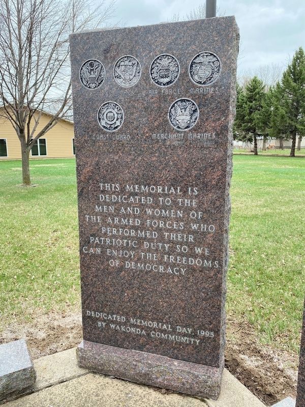 Wakonda Veterans Memorial image. Click for full size.