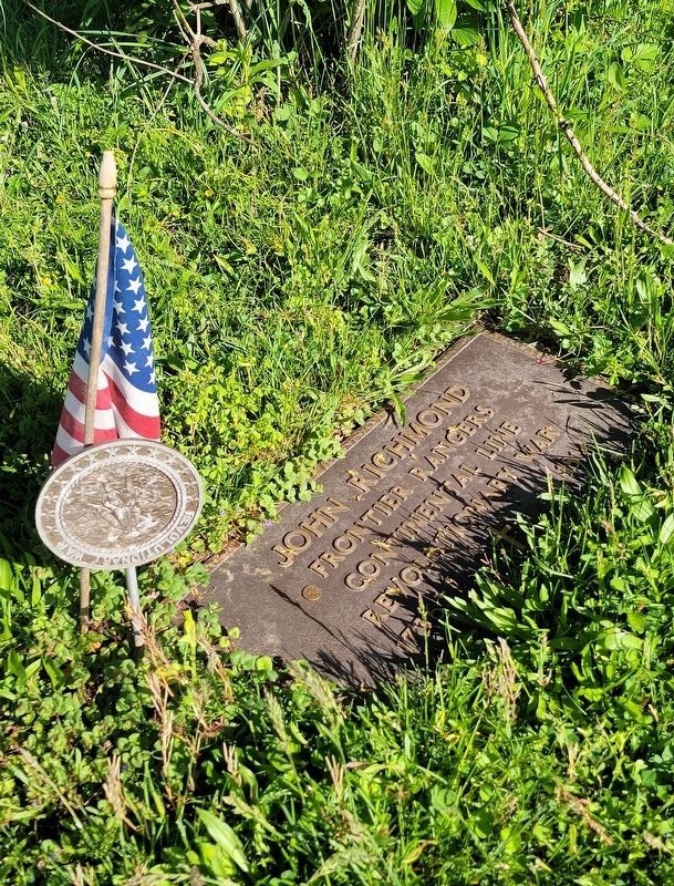 Grave of Revolutionary War Soldier<br>John Richmond. Click for full size. Grave of Revolutionary War Soldier<br>John Richmond image. Click for full size.