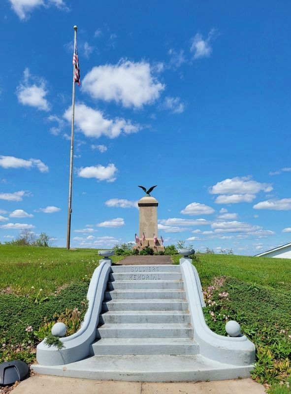West Middletown Soldiers Memorial image. Click for full size.