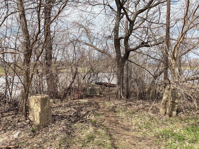 Saint Olaf Roller Mill and Power Dam Marker. Click for full size. Saint Olaf Roller Mill and Power Dam Marker image. Click for full size.