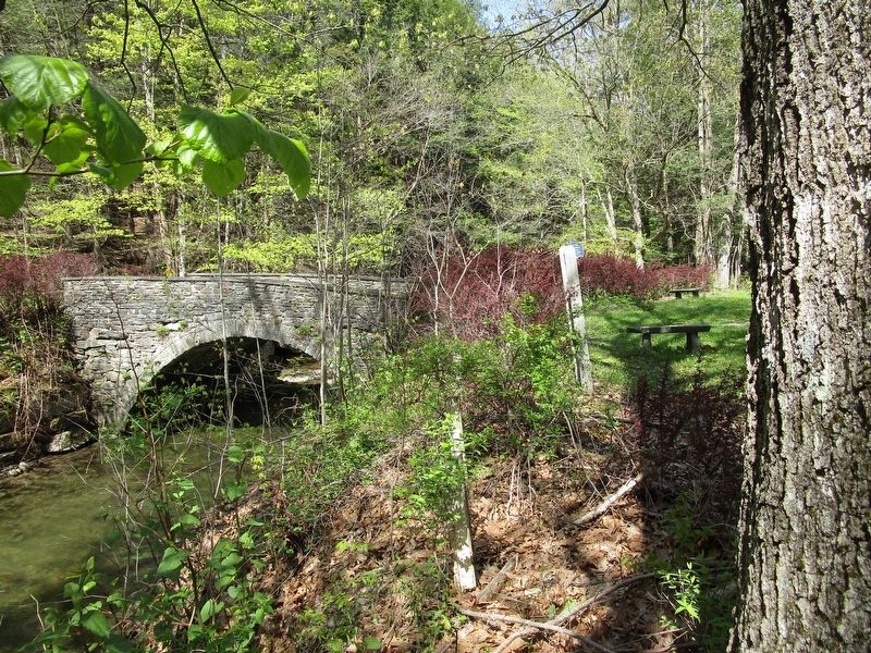 Hankins Creek Stone Arch Bridge image. Click for full size.