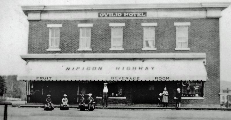 Marker detail: Ovilio Hotel image. Click for full size.