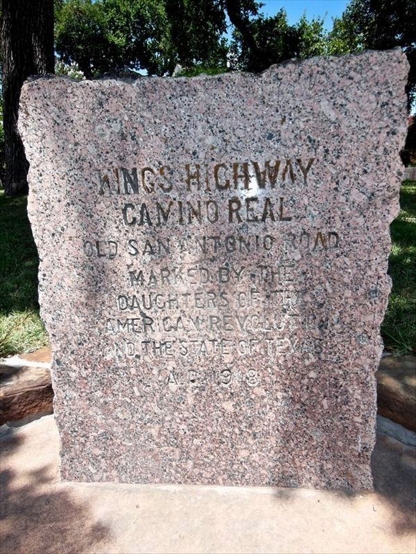 Kings Highway Camino Real � Old San Antonio Road Marker image. Click for full size.