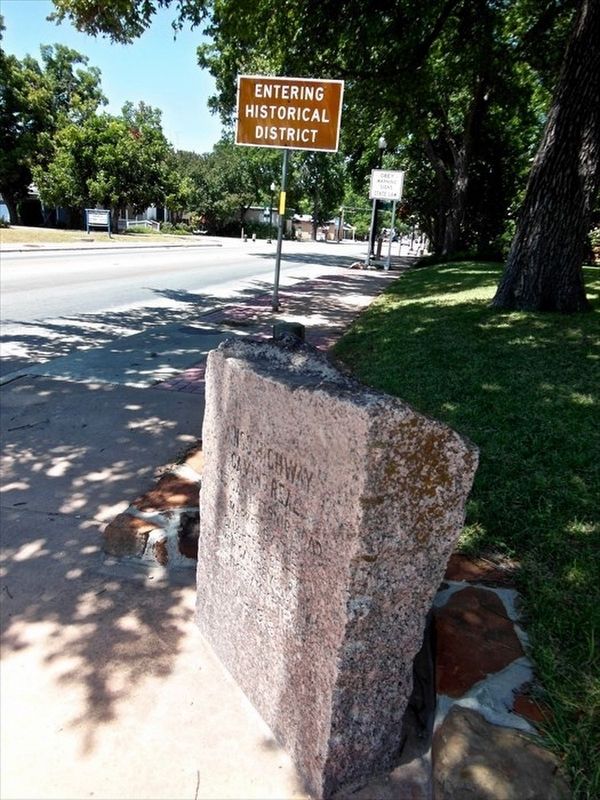 Kings Highway Camino Real  Old San Antonio Road Marker image. Click for full size.
