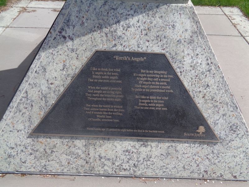 1938 School Bus/Train Accident Memorial image. Click for full size.