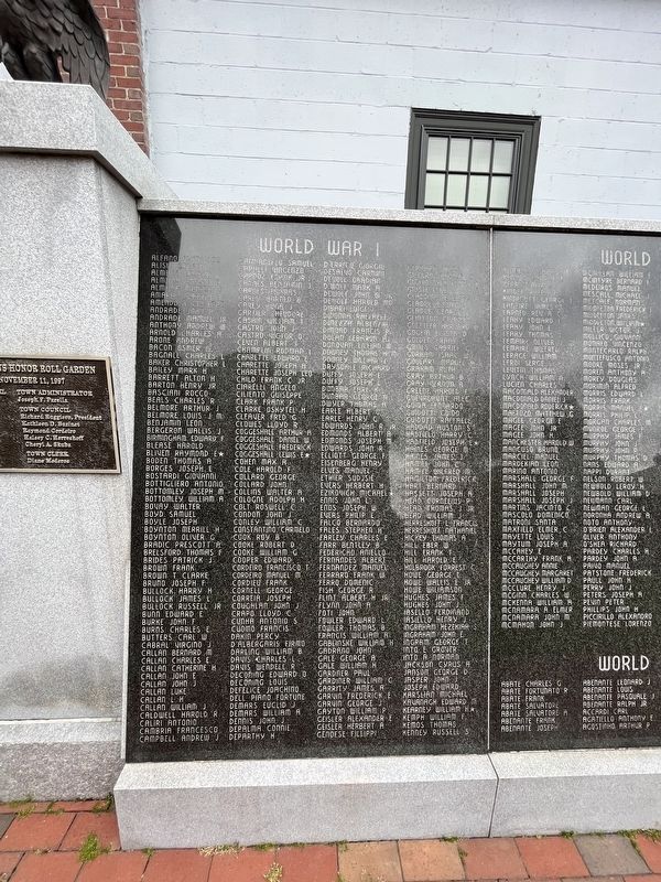 Bristol Veterans Monument image. Click for full size.