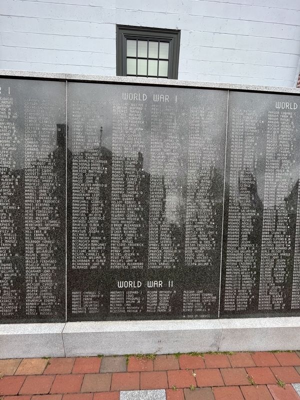 Bristol Veterans Monument image. Click for full size.