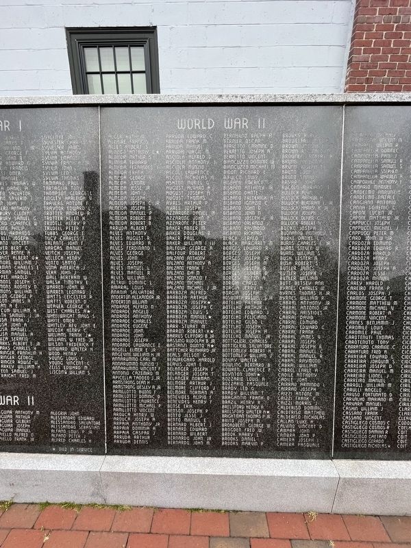Bristol Veterans Monument image. Click for full size.
