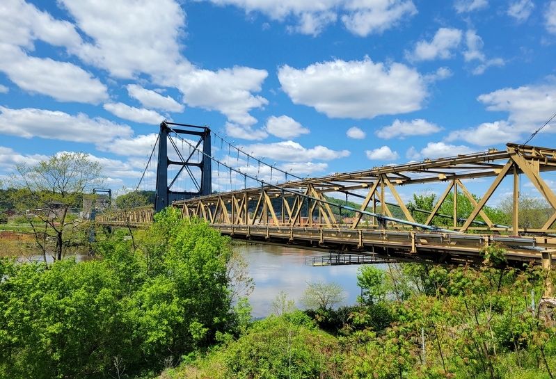 Market Street Bridge image. Click for full size.