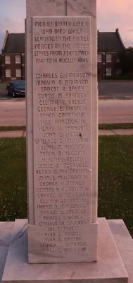 Lee County World War I and World War II Supreme Sacrifice Memorial image. Click for full size.
