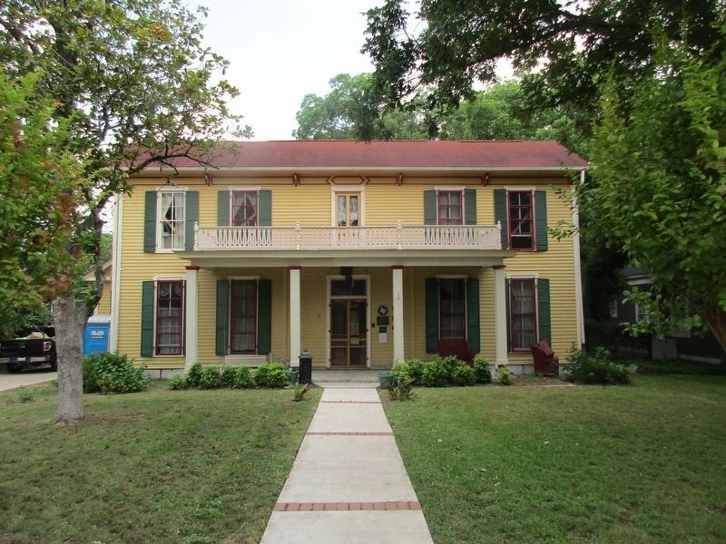 Ragsdale-Jackman-Yarbrough House and Marker. Click for full size. Ragsdale-Jackman-Yarbrough House and Marker image. Click for full size.
