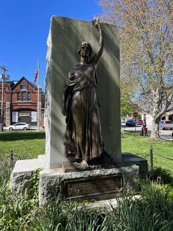 Spanish American War Memorial Marker image. Click for full size.