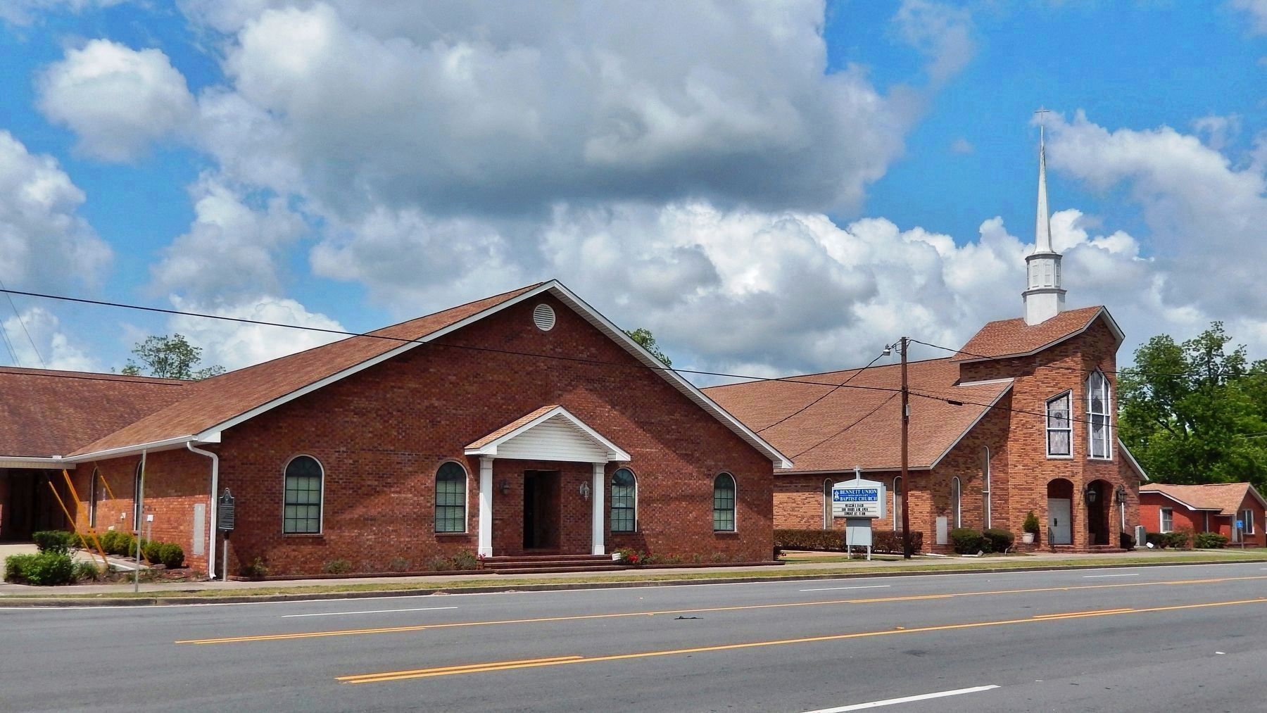 Bennett Union Missionary Baptist Church (<i>southeast elevation</i>) image. Click for full size.