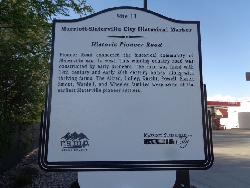 Historic Pioneer Road Marker image. Click for full size.