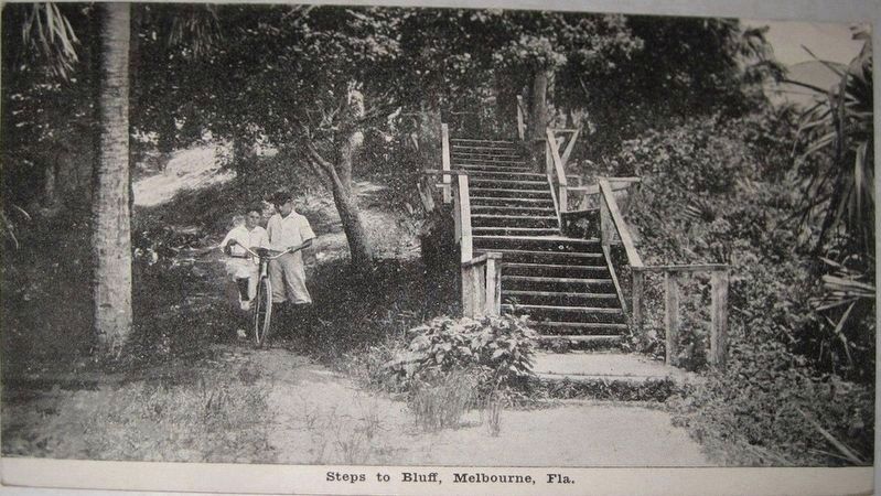 Original Wooden Trysting Steps image. Click for full size.