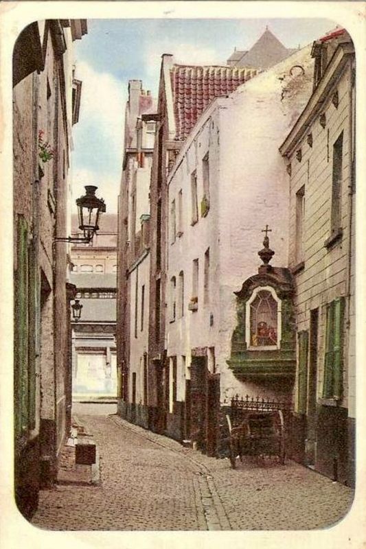 Rue du Chien Marin - postcard view image. Click for full size.