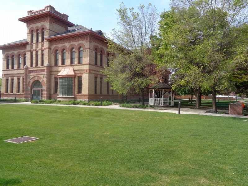 C.E. and Mary Jane Loose Memorial Plaza at Maeser School Marker image. Click for full size.