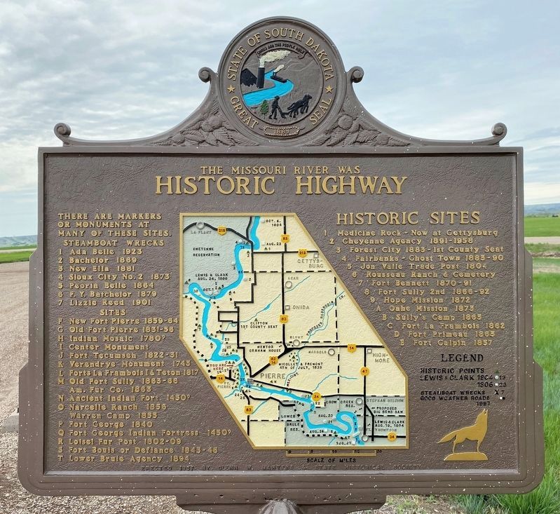 Centre of Missouri Valley History Marker <i>(Reverse Side)</i> image. Click for full size.