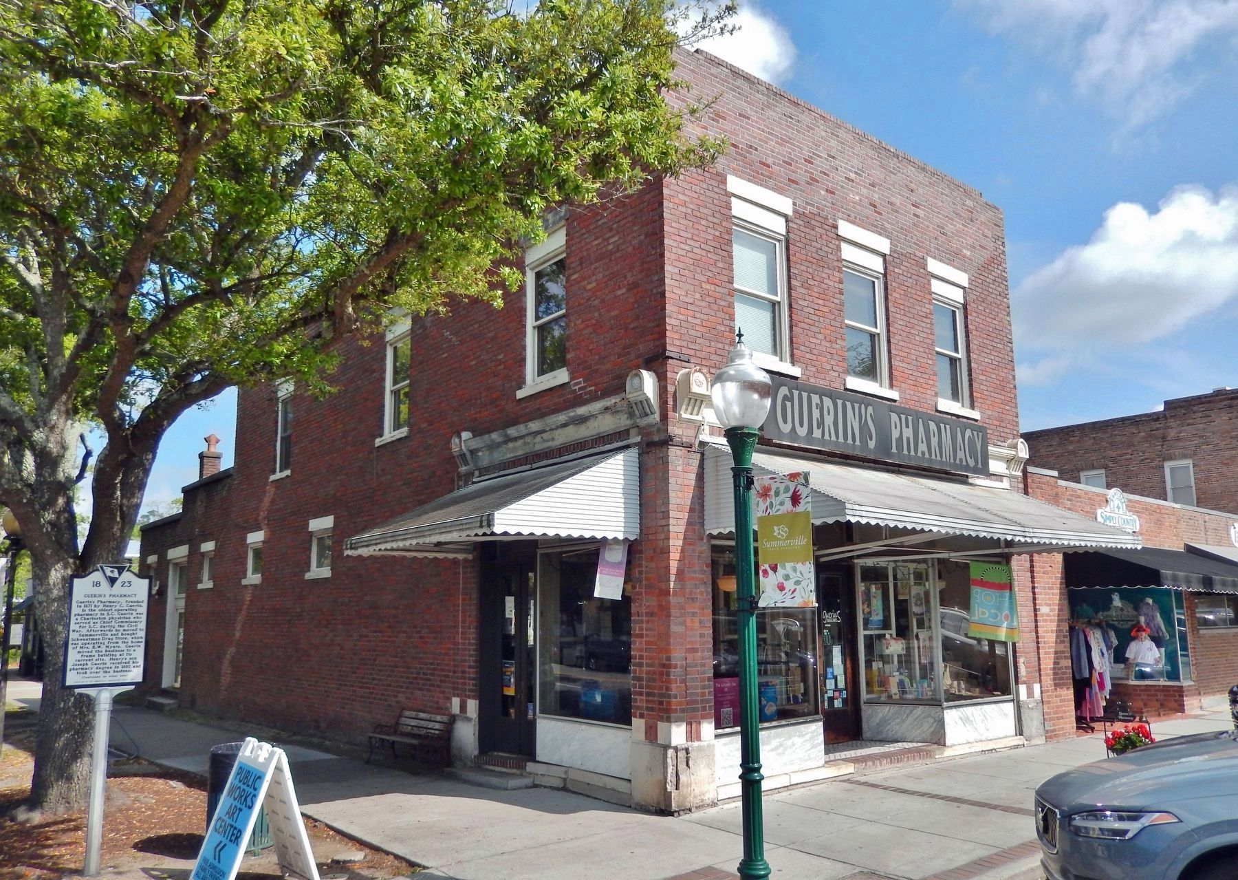Guerin's Pharmacy (<i>southeast elevation</i>) image. Click for full size.