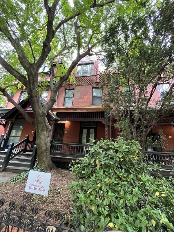 4214 Spruce Street image. Click for full size.