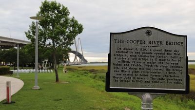 The Cooper River Bridge / Silas N. Pearman Bridge Marker image. Click for full size.