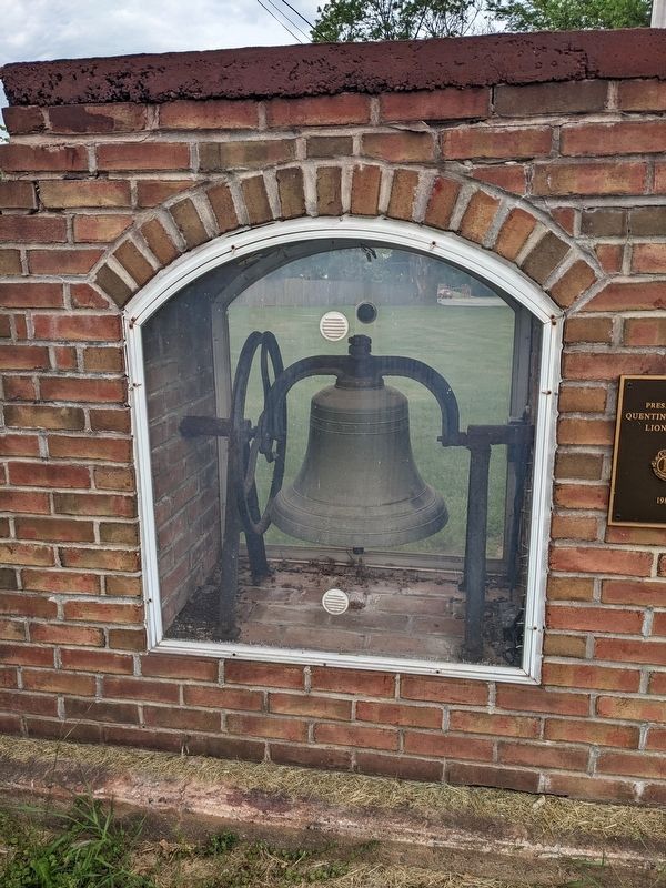 Bell built into the marker image. Click for full size.