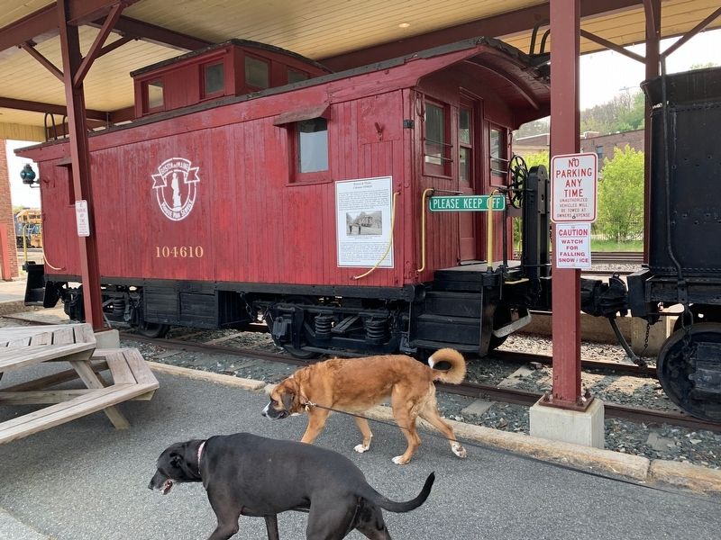 Boston & Maine Caboose Marker. Click for full size. Boston & Maine Caboose Marker image. Click for full size.